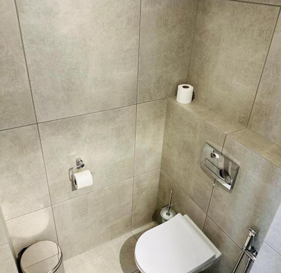 اتاق استاندارد با بالکن, Chalet Crepdechine