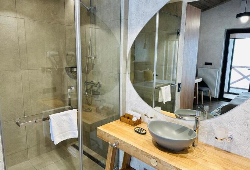 اتاق استاندارد با بالکن, Chalet Crepdechine