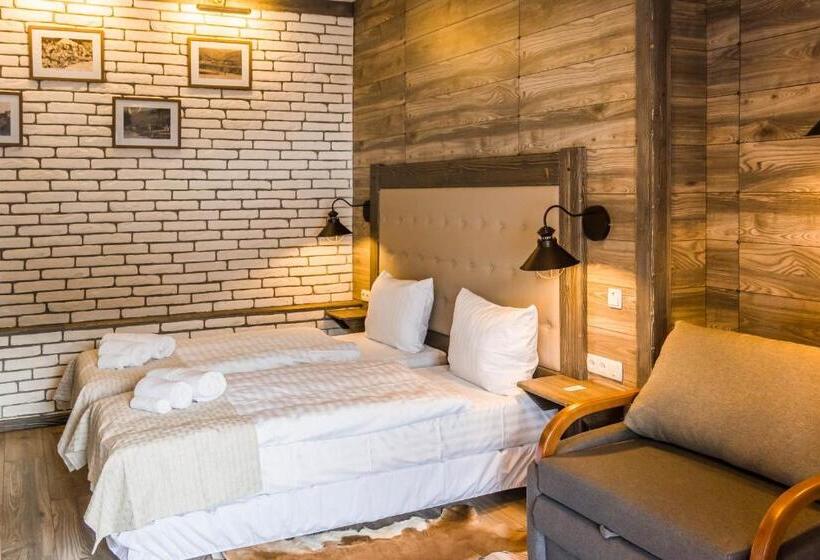 标准三人间, Chalet Crepdechine
