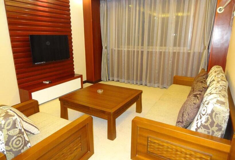 수피리어 스위트, Chengde Hui Long