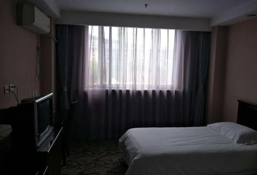 Bisneshuone, Chengde Hui Long