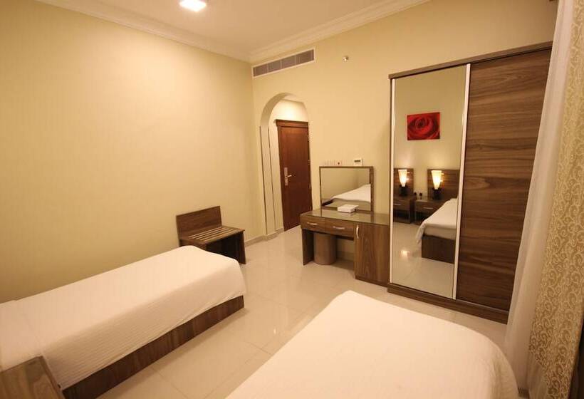 标准间, Platinum The First