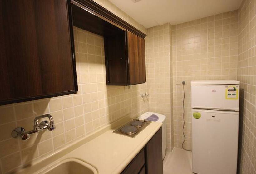 带2个卧室的公寓, Platinum The First