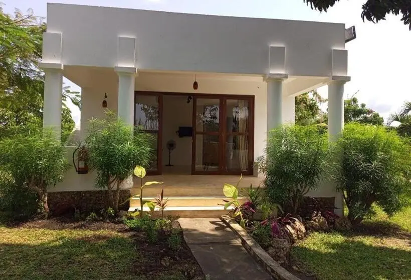 ویلای 1 خوابه, Sonrisa Villas