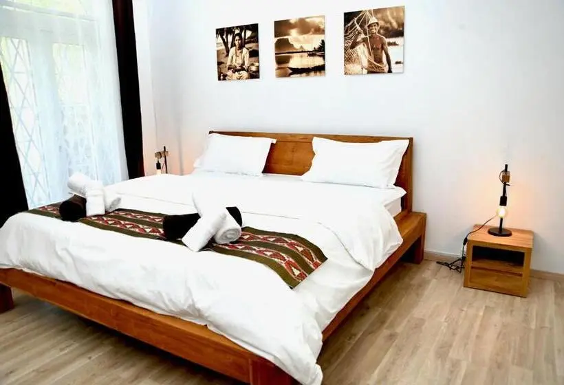 اتاق لوکس با بالکن و چشم‌انداز دریا, Villa Anakao Mauritius