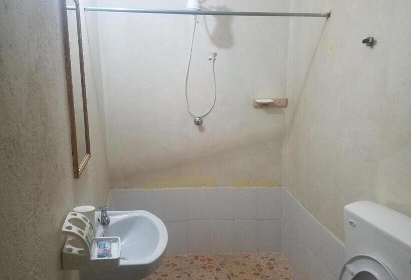 اتاق استاندارد, Triple Eden Resort Naivasha