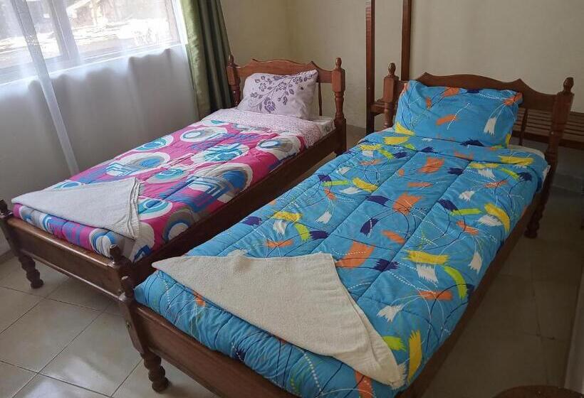 اتاق استاندارد, Triple Eden Resort Naivasha