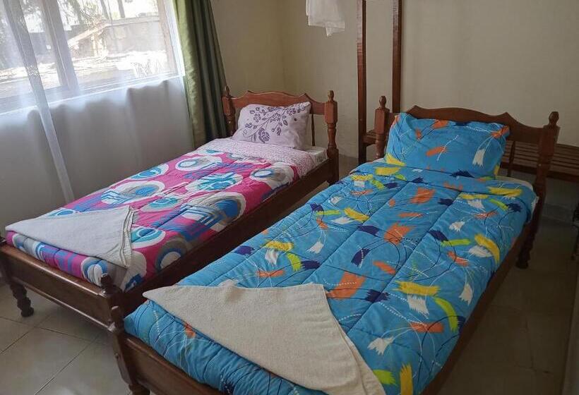 اتاق استاندارد, Triple Eden Resort Naivasha