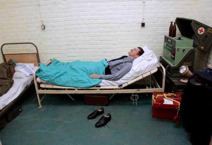 חדר דלוקס יחיד, 10z Bunker