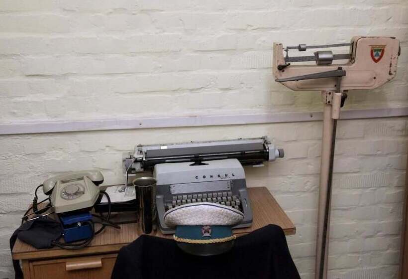 חדר דלוקס יחיד, 10z Bunker