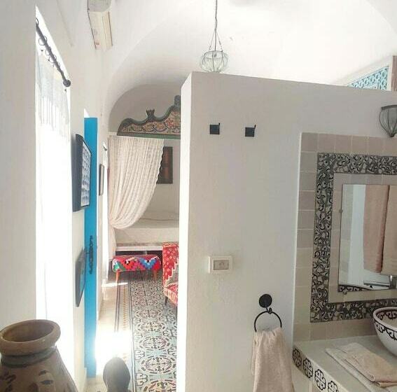 سوییت, Dar R'bat