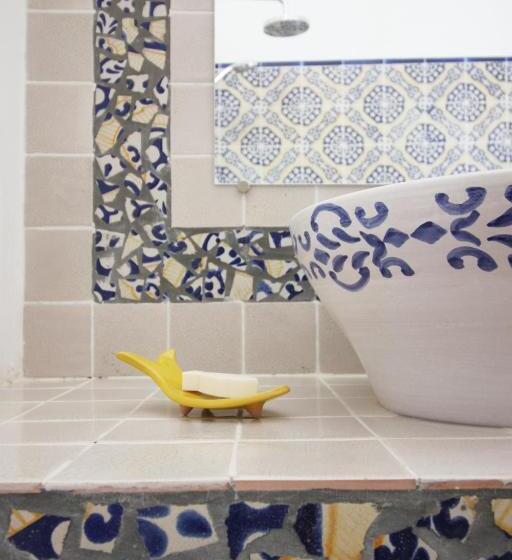 سوییت, Dar R'bat