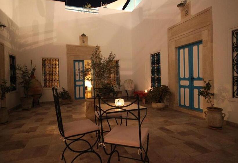 سوییت, Dar R'bat