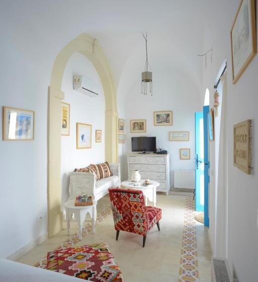 سوییت, Dar R'bat