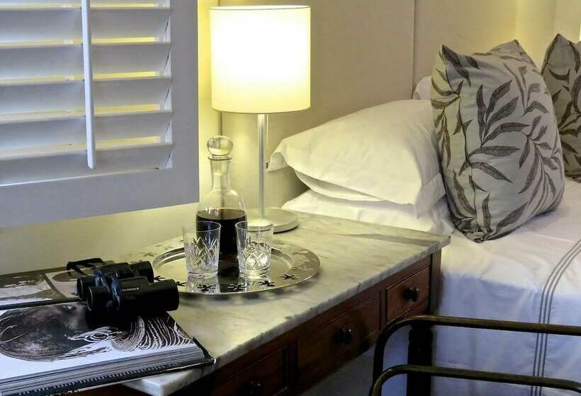 スタンダードルーム, Southey House