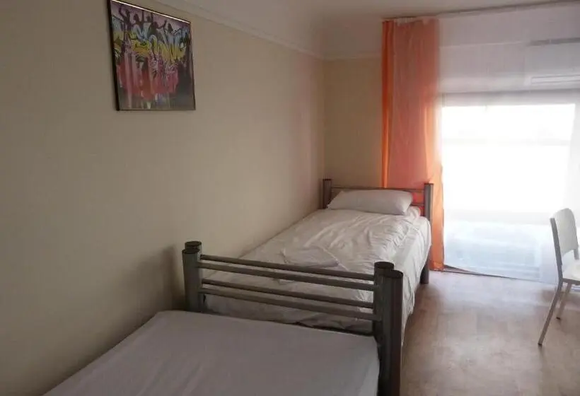 スタンダード４人部屋, Center Hostel And Guest House