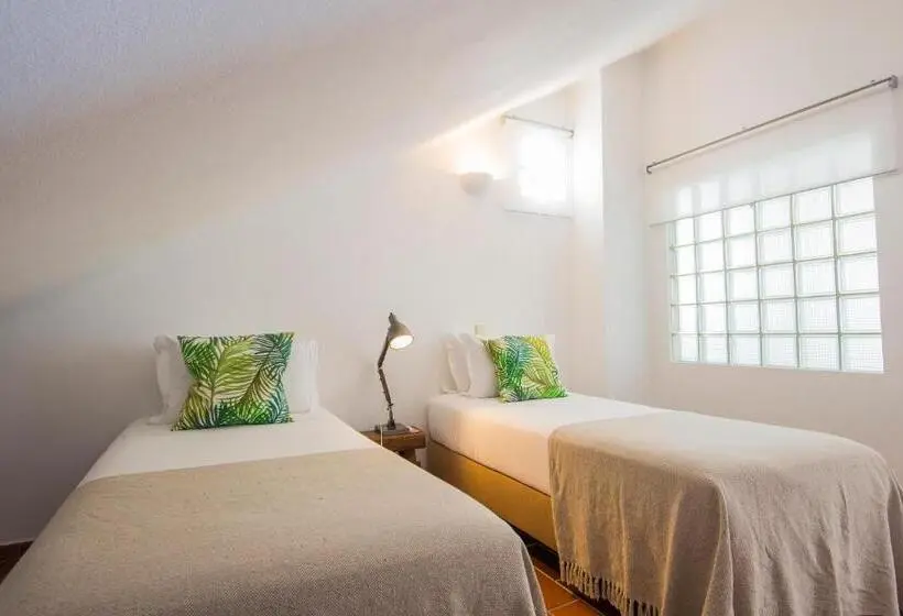 Huoneisto 3 Makuuhuonetta, Villa Eira