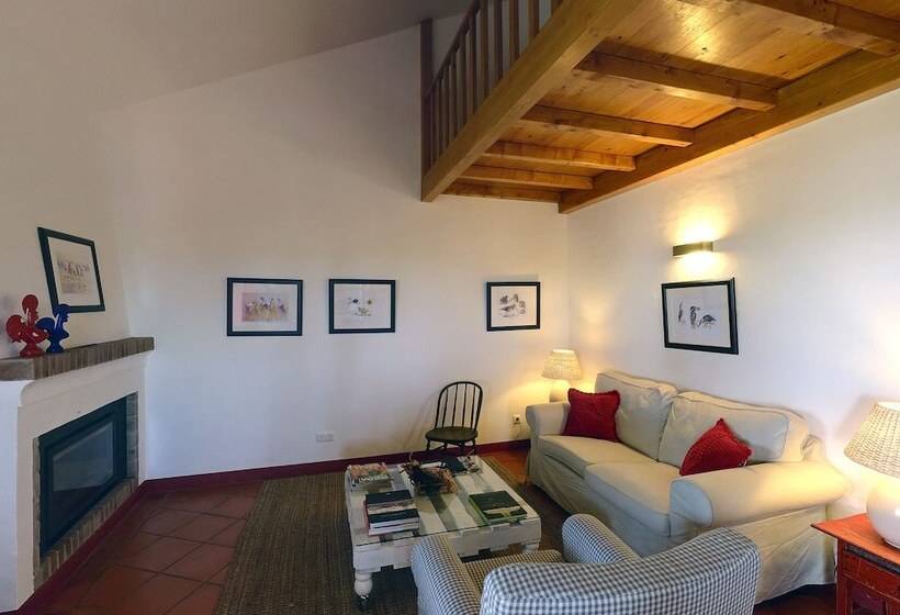 منزل غرفتين نوم, Casas De Juromenha