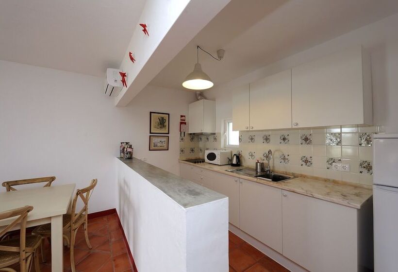Дом 2 Спальни, Casas De Juromenha