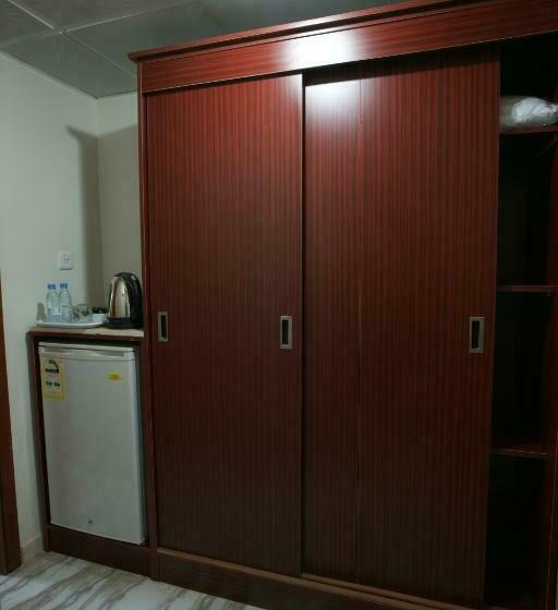 スタンダード４人部屋, Durrat Mina