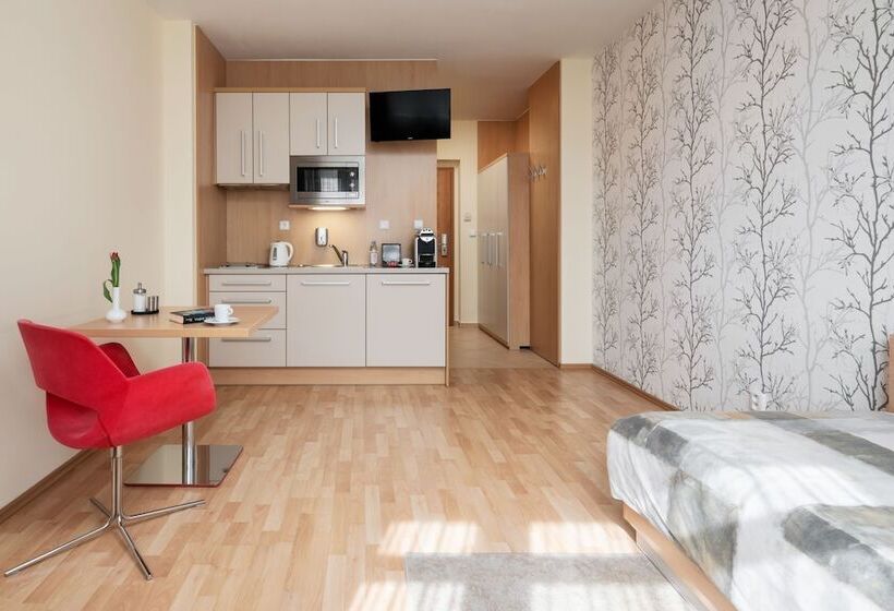 标准工作室, Osvit