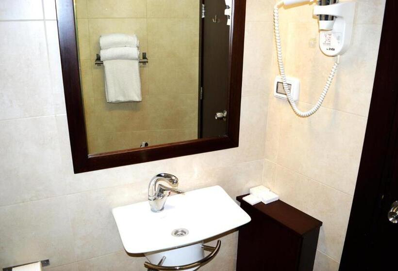 اتاق استاندارد, Taybeh Golden