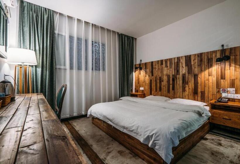 اتاق استاندارد یک نفره, Sonderia Hostel & Bar   Lazybones Hostel