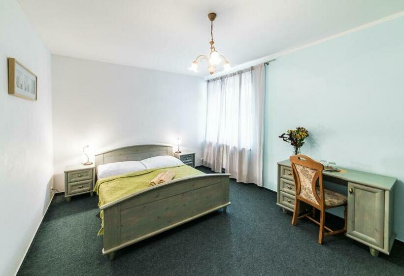 اتاق استاندارد, Valašský Hotel A Pivní Lázně Ogar