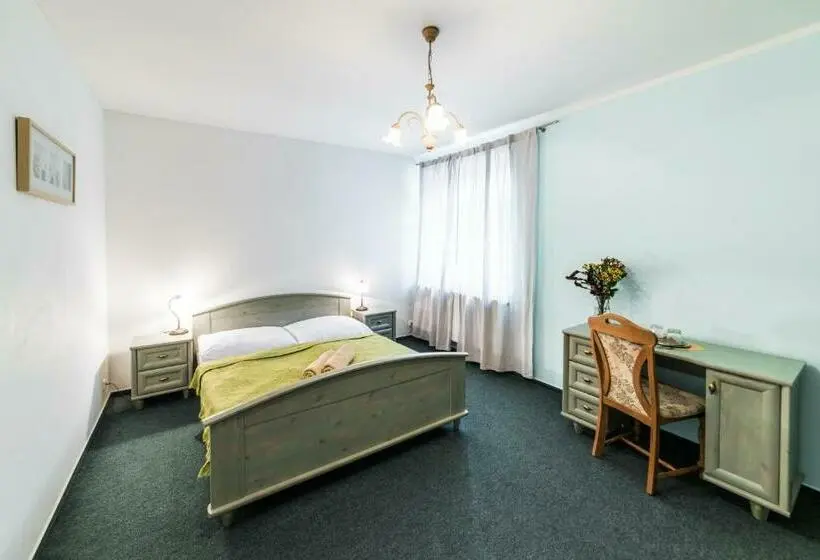 اتاق استاندارد, Valašský Hotel A Pivní Lázně Ogar