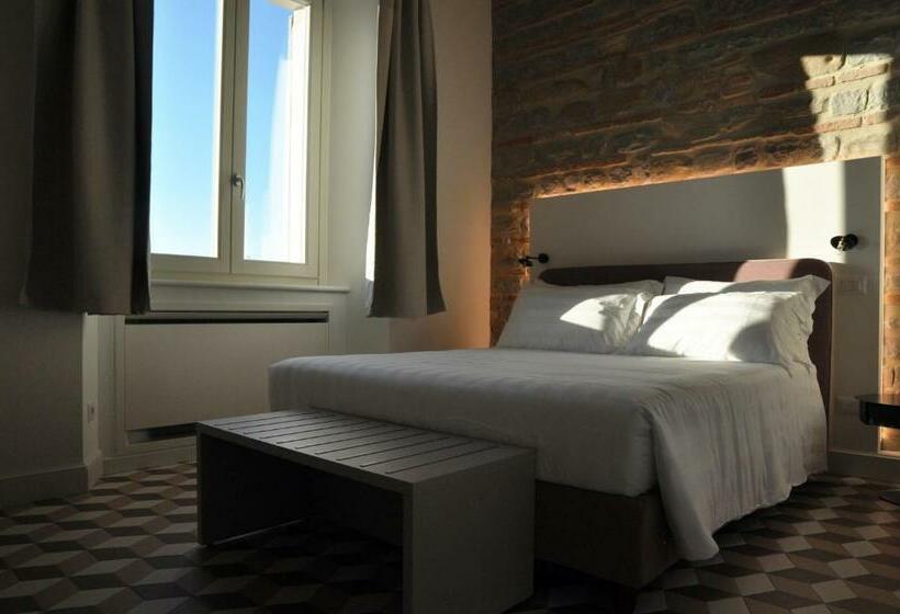 标准间, Al Foro Annonario