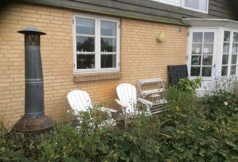 Люкс, Skortskær Bondegårdsferie