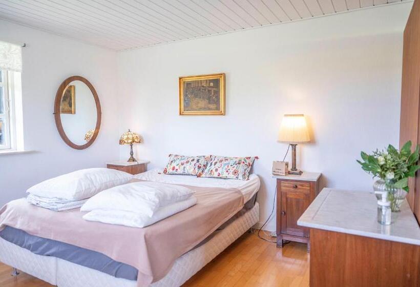 Люкс, Skortskær Bondegårdsferie