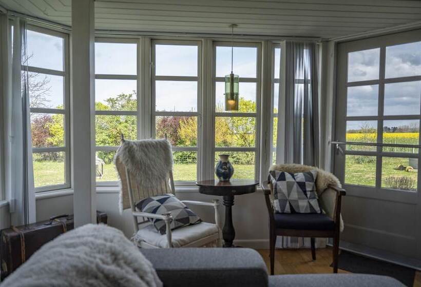 Люкс, Skortskær Bondegårdsferie