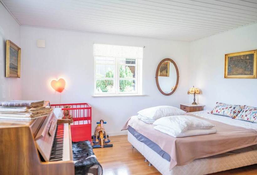 Люкс, Skortskær Bondegårdsferie