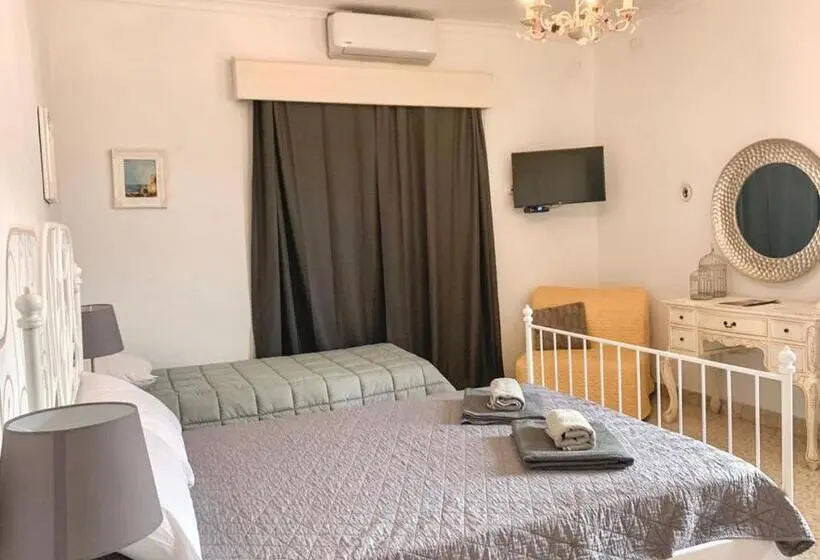 اتاق استاندارد چهار تخته, Villa Zammitella