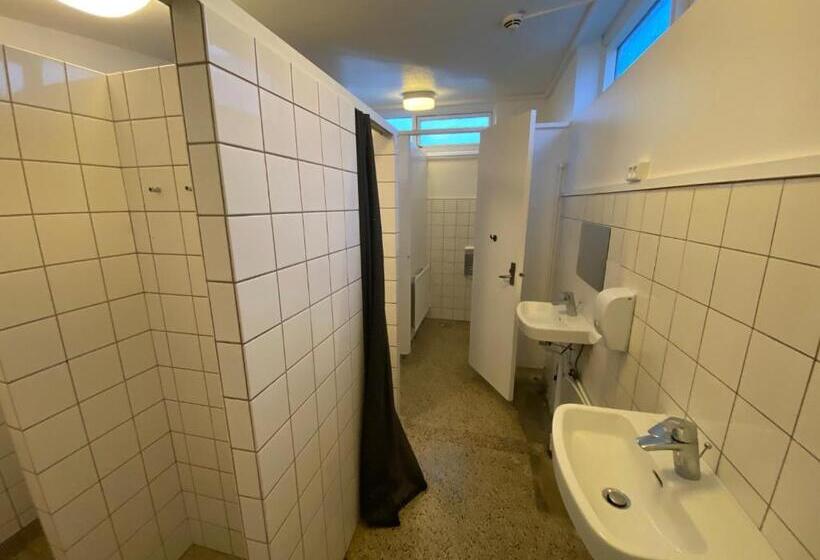 اتاق استاندارد سه تخته با سرویس بهداشتی مشترک, Danhostel Helsingør