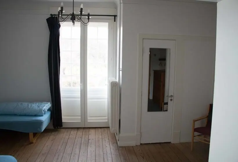 Standard Kolmen Hengen Huone, Danhostel Helsingør
