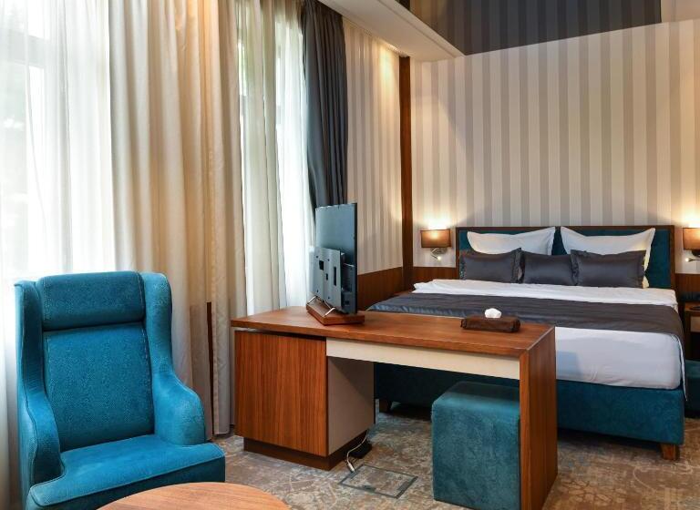 اتاق سوپریور, Heritage Hotel Krone