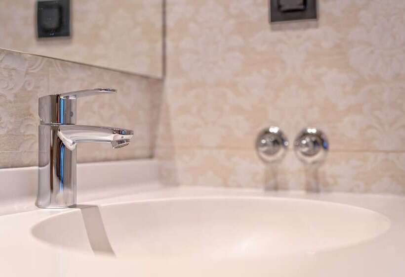 اتاق سوپریور, Heritage Hotel Krone