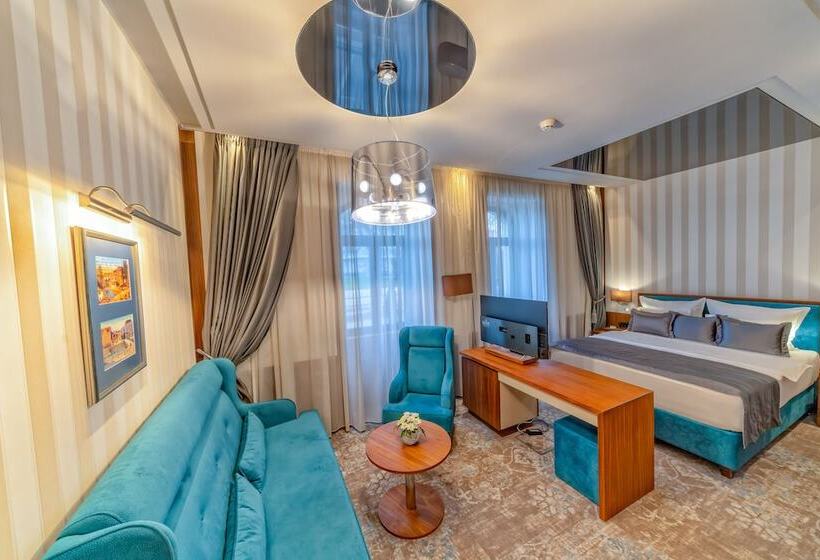 اتاق سوپریور, Heritage Hotel Krone