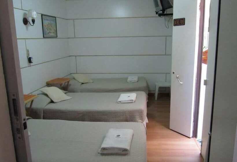 스탠다드 트리플 룸, Hostal Jardin Del Sol