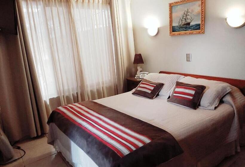 Номер Economy, Boutique 3 Poniente