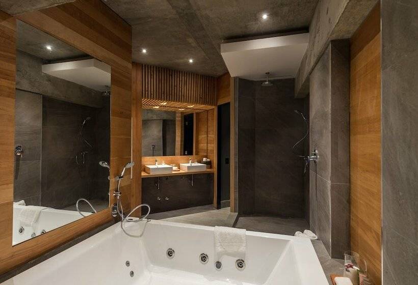 Superior-Zimmer, Awa