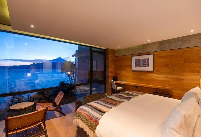 Superior-Zimmer, Awa