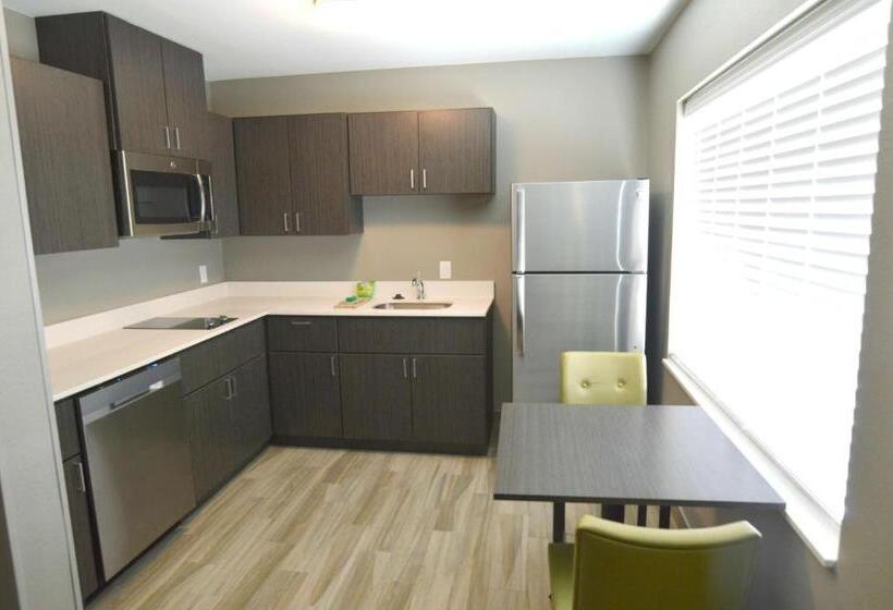 جناح ديلوكس سرير كينج, Best Western Plus Pasadena Inn And Suites