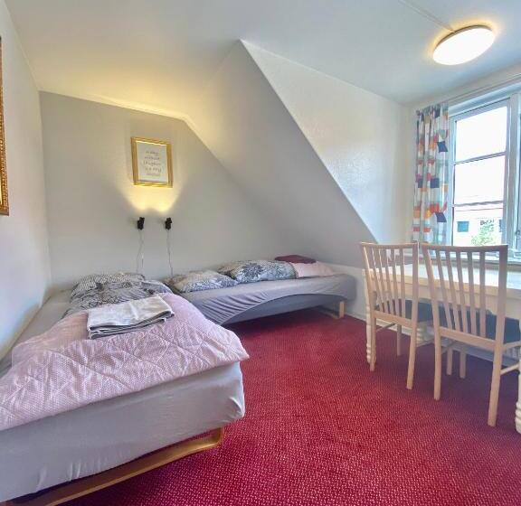 バス共有のスタンダードルーム, Oasen