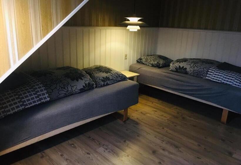 四人标准间, Oasen