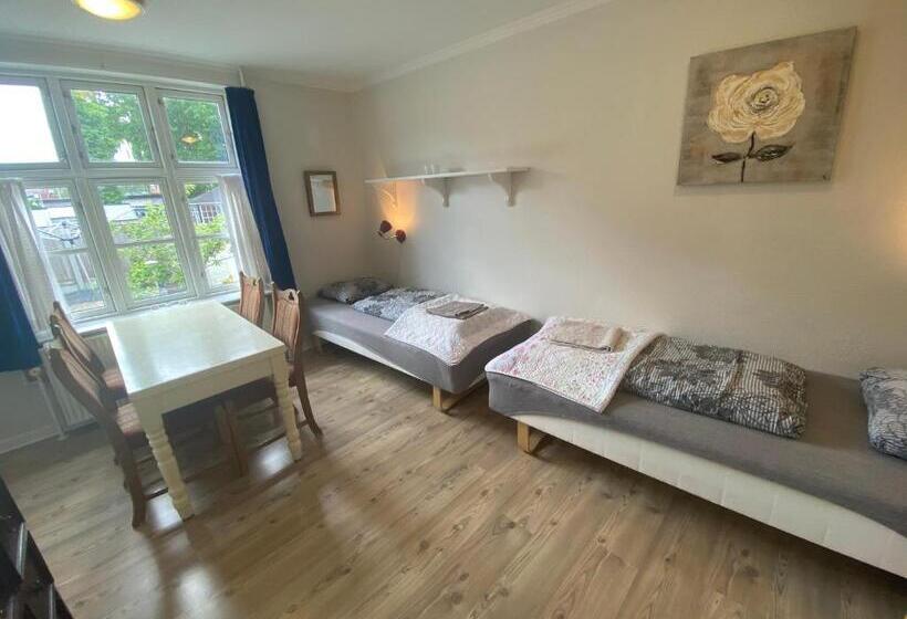 スタンダード４人部屋, Oasen