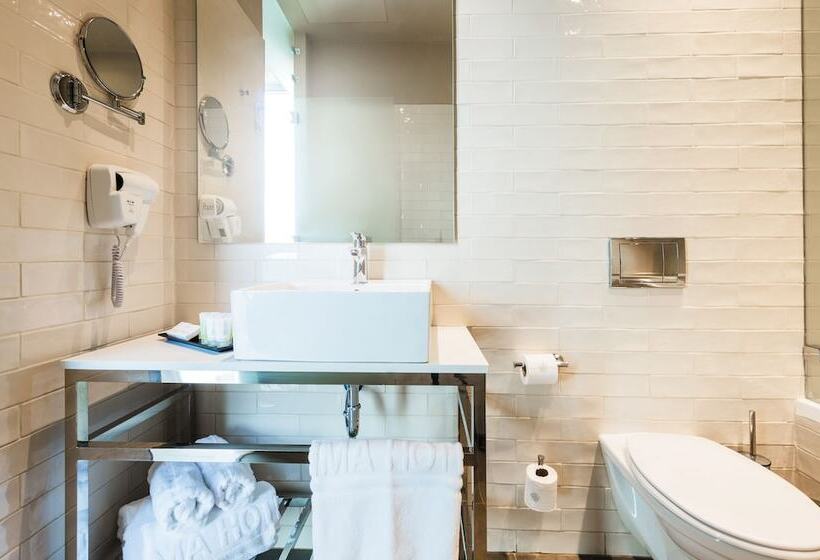 Executive Room, Prima Link