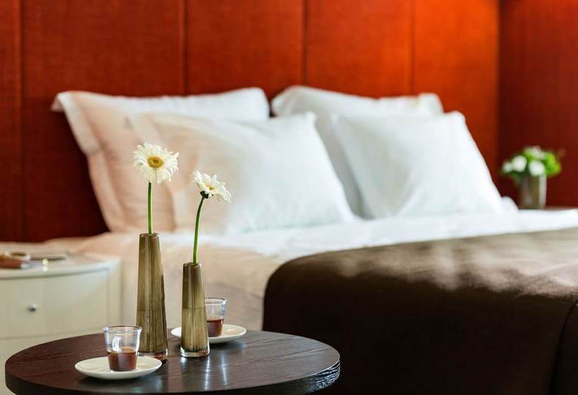 Executive Room, Prima Link